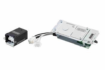 APC Smart-UPS SRT 2200VA/3000VA, vstup/výstup sada pro připojení kabelů